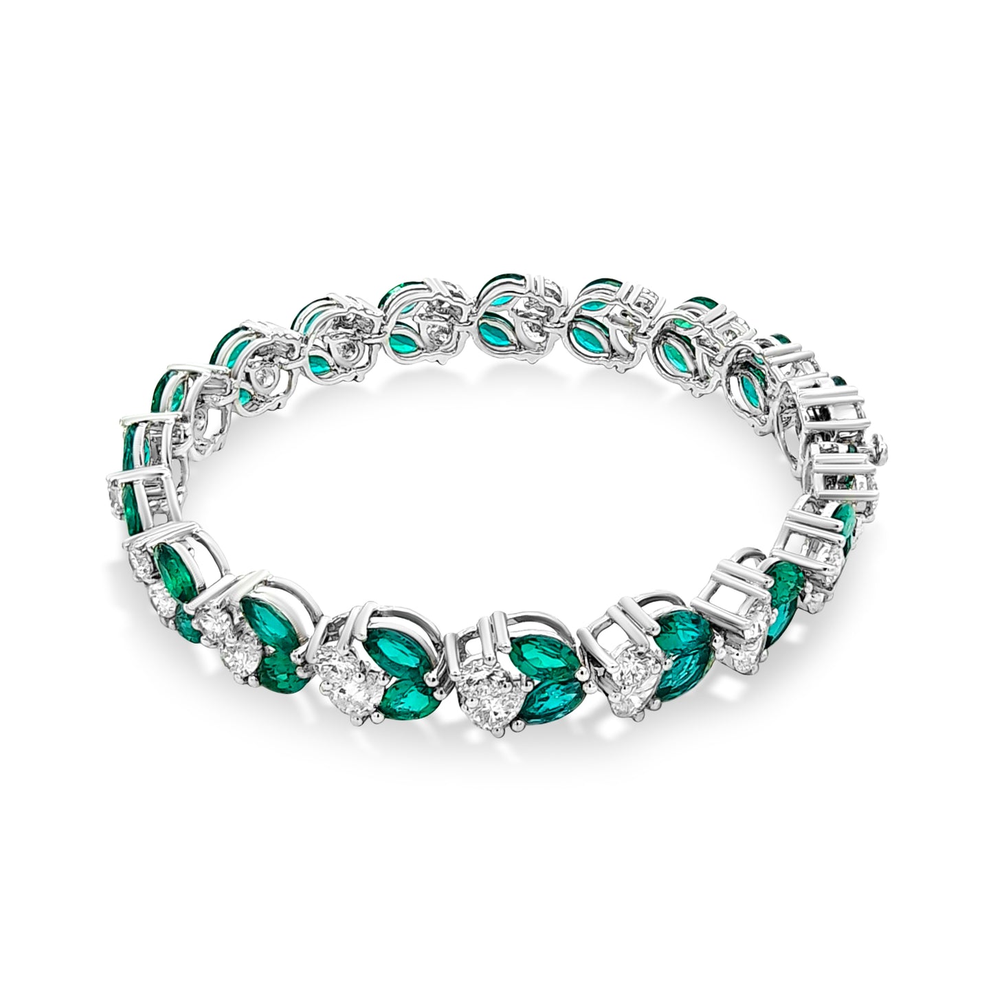 Samriddhi - 14K White Gold Pear, Round Diamond, and Emerald Stone Bracelet